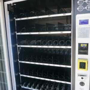 5 WIDE COMBO VENDING MACHINE - Image 2
