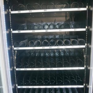 5 WIDE COMBO VENDING MACHINE - Image 4