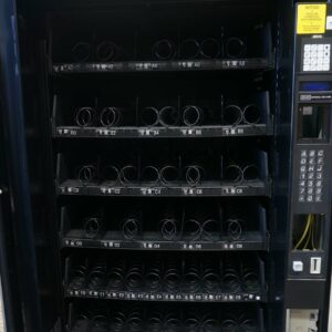 SNACK VENDING MACHINE WITH CHILLER - Image 2