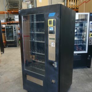 4 WIDE COMBO VENDING MACHINE - Image 4