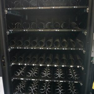 HIGH-CAPACITY SNACK VENDING MACHINE WITH CHILLER - Image 4