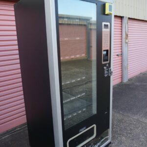 3 WIDE COMBO VENDING MACHINE - Image 4