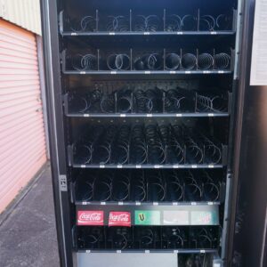 5 WIDE COMBO VENDING MACHINE WITH HIGH-CAPACITY DRINK TRAY - Image 3